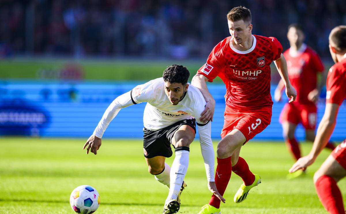 aoa体育官网-关于弗赖堡客场逆袭，取得宝贵一分的信息