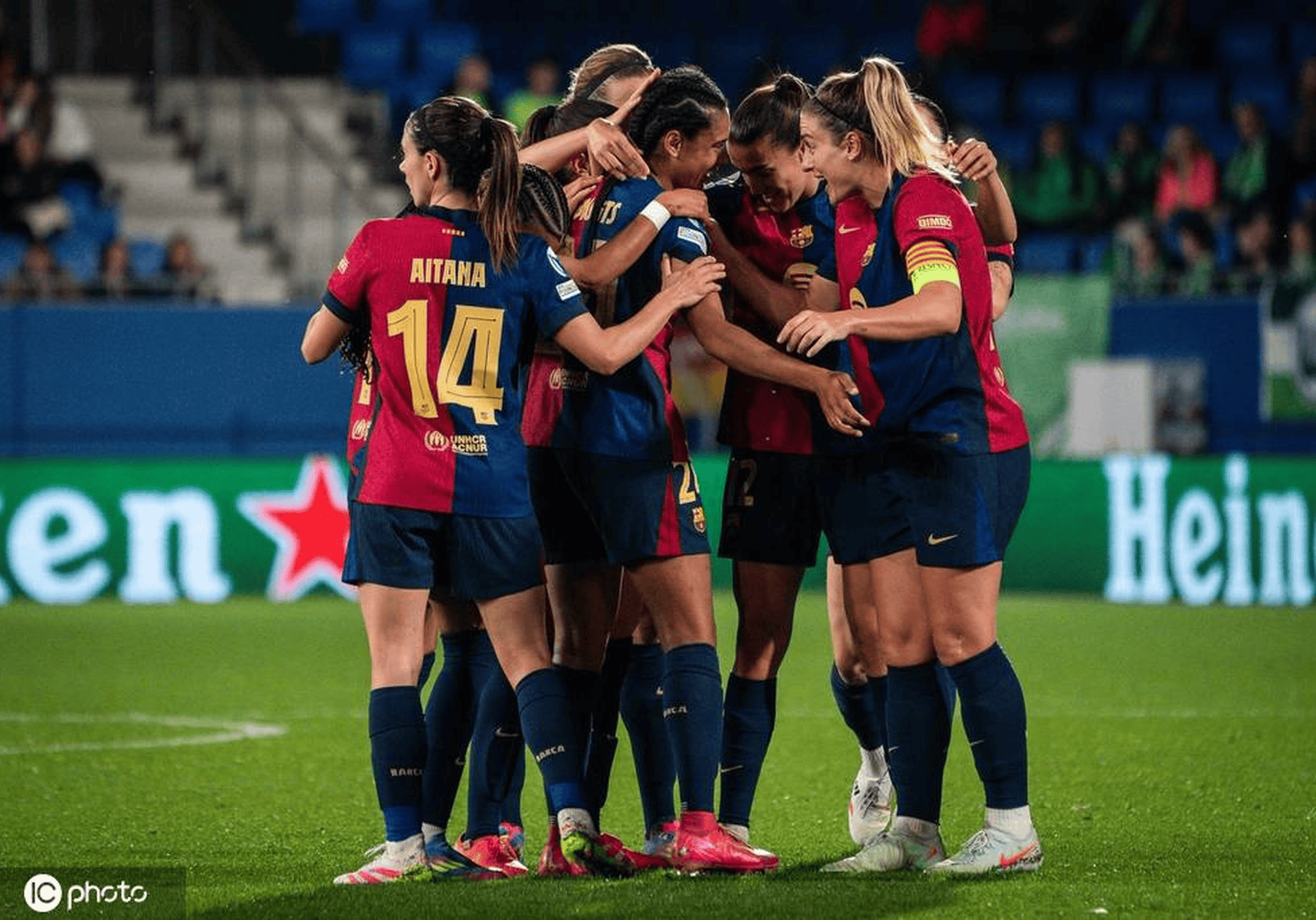 aoa体育馆-关于加拿大女足队遭遇大比分惨败，无缘晋级的信息