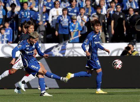 aoa体育官网-包含西悉尼流浪者备战世俱杯半决赛，鹿岛鹿角状态成关键的词条