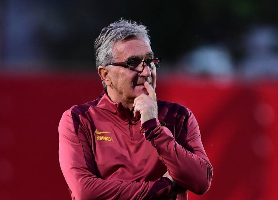 利物浦外援训练状态火热,世俱杯淘汰赛关键战的简单介绍 利物浦外援训练状态火热,世俱杯淘汰赛关键战的简单介绍