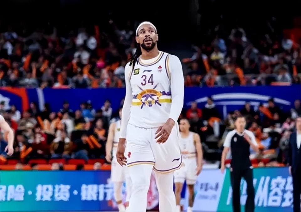 关于上海队成为本场最大亮点,全国篮球锦标赛瞬间破防,进球的信息 关于上海队成为本场最大亮点,全国篮球锦标赛瞬间破防,进球的信息