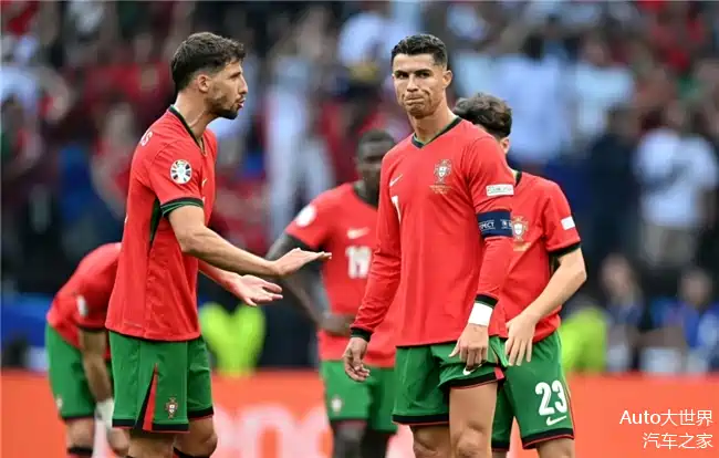 热血对抗不断升级欧洲杯资格赛引发球迷狂热