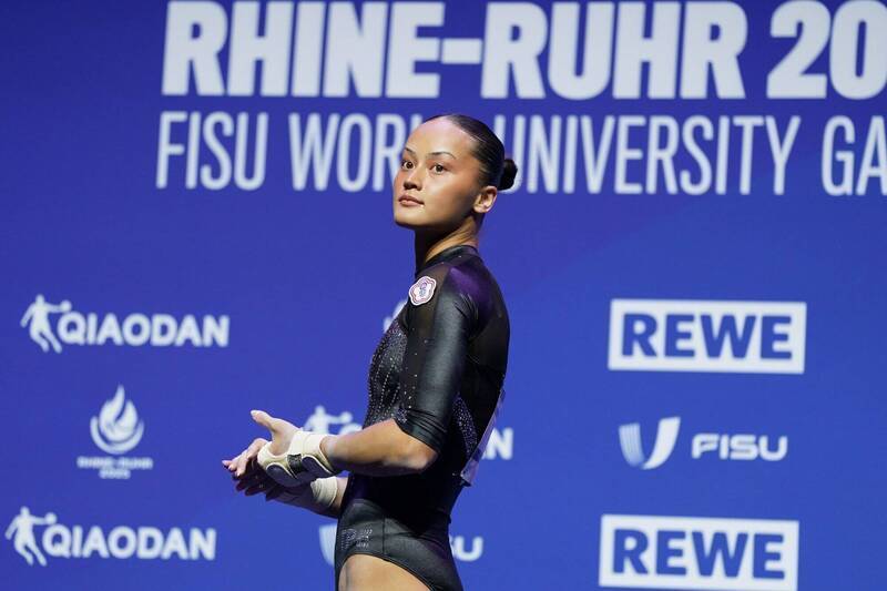 包含卢森堡选手斩获体操比赛平衡木女子金牌的词条