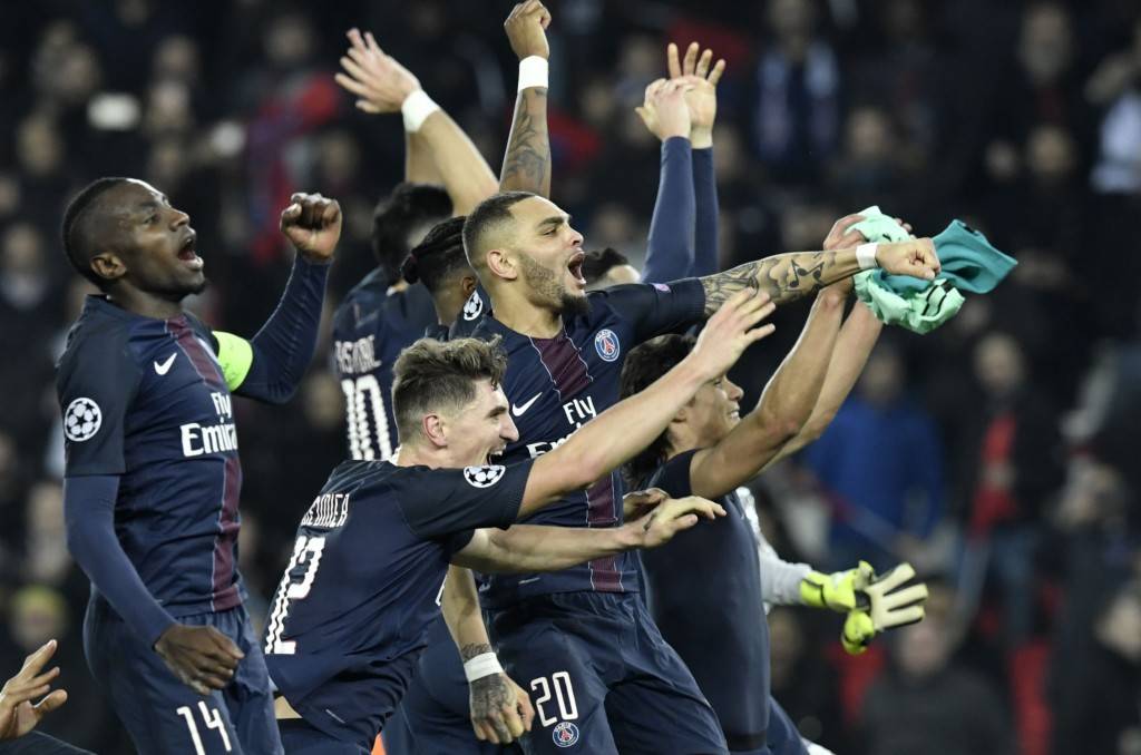 包含巴塞罗那击败对手,回归巅峰实至名归的词条 包含巴塞罗那击败对手,回归巅峰实至名归的词条