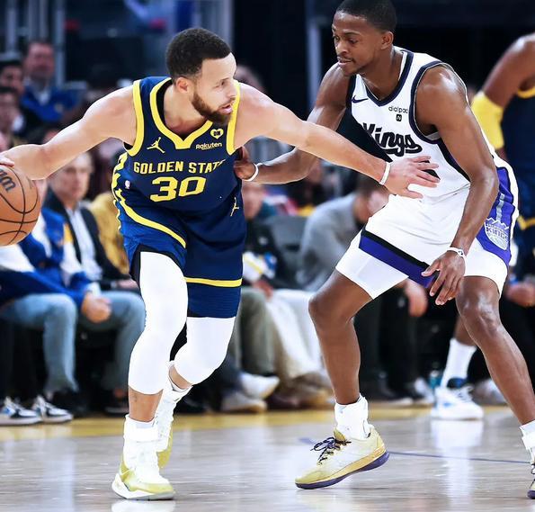 包含高空对决:鹈鹕对决太阳,谁将笑到最后?的词条 包含高空对决:鹈鹕对决太阳,谁将笑到最后?的词条