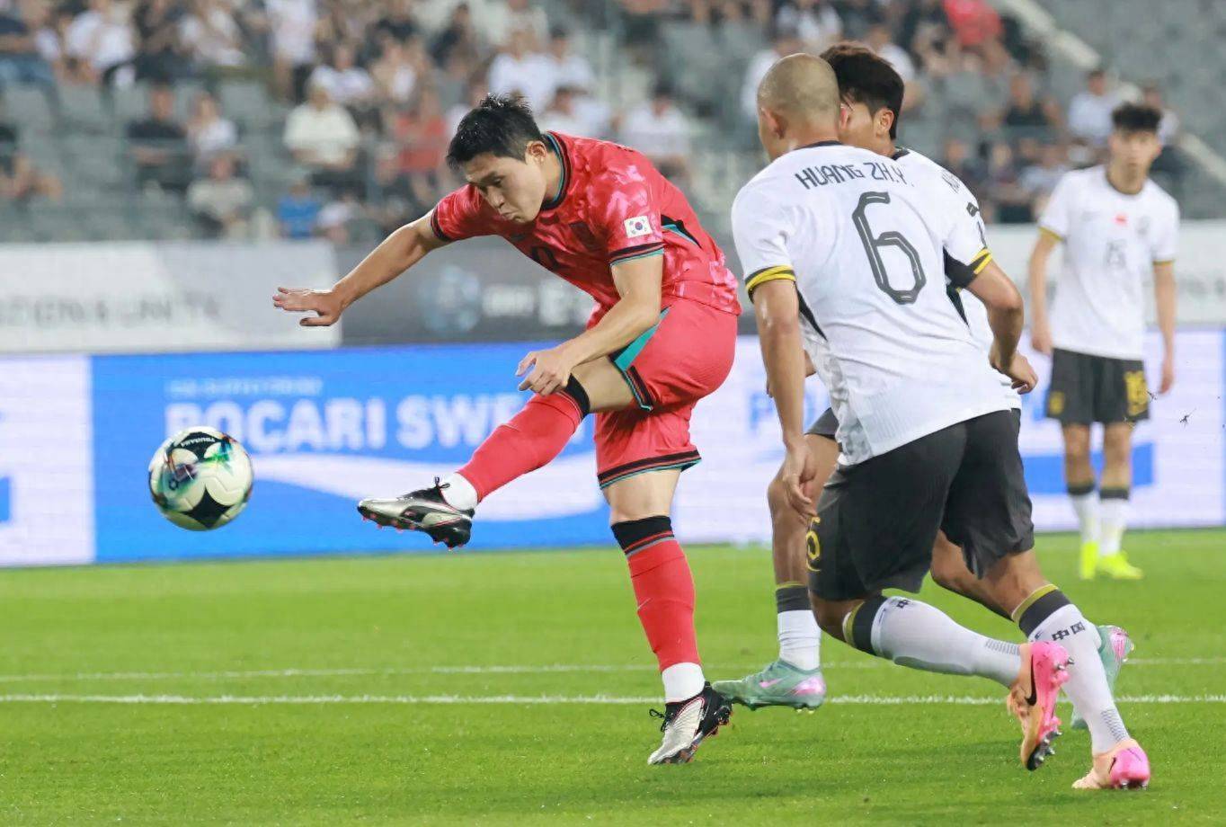 aoa体育教练-国家队在比赛中展现出了顽强的斗志