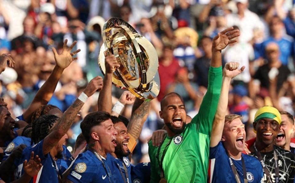 切尔西逆袭成功,战胜豪门晋级,赛后庆祝狂欢 切尔西逆袭成功,战胜豪门晋级,赛后庆祝狂欢