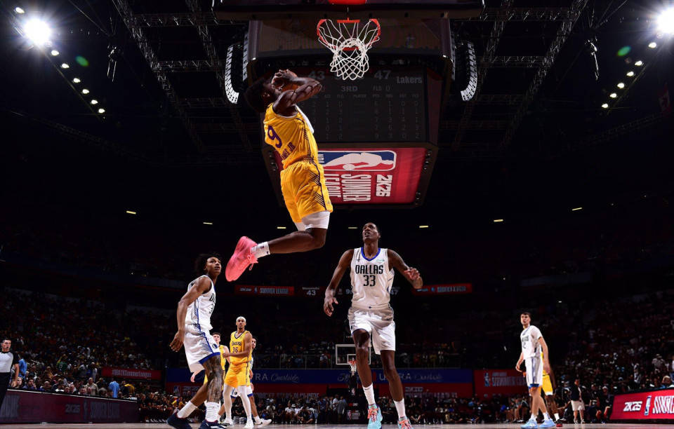 卓尔遭遇华夏绝杀，憾失胜利的简单介绍