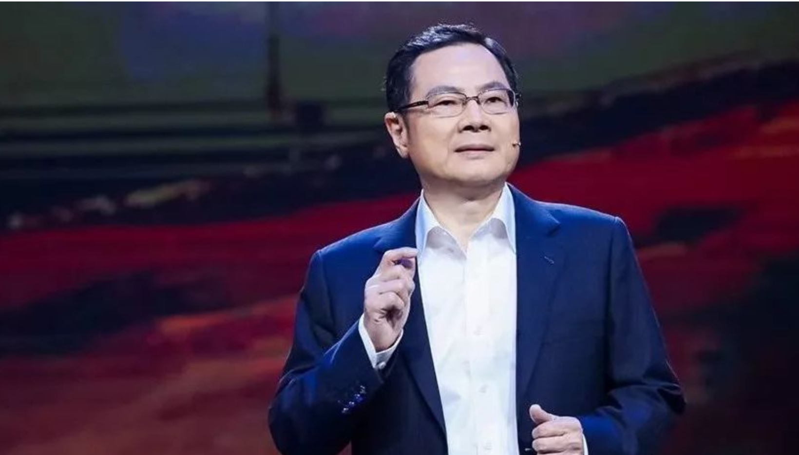 安格斯老教练下课,球队换帅 安格斯老教练下课,球队换帅