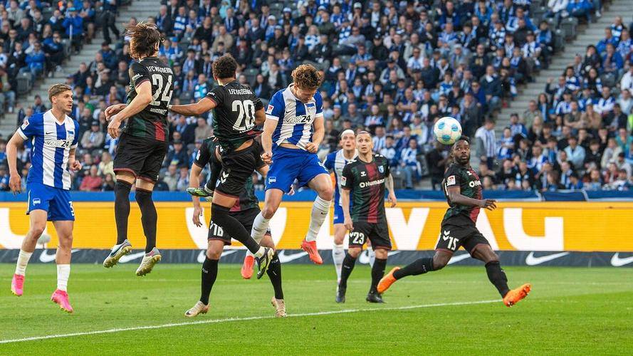 aoa体育教练-柏林赫塔主场战胜对手，球队势头强劲的简单介绍