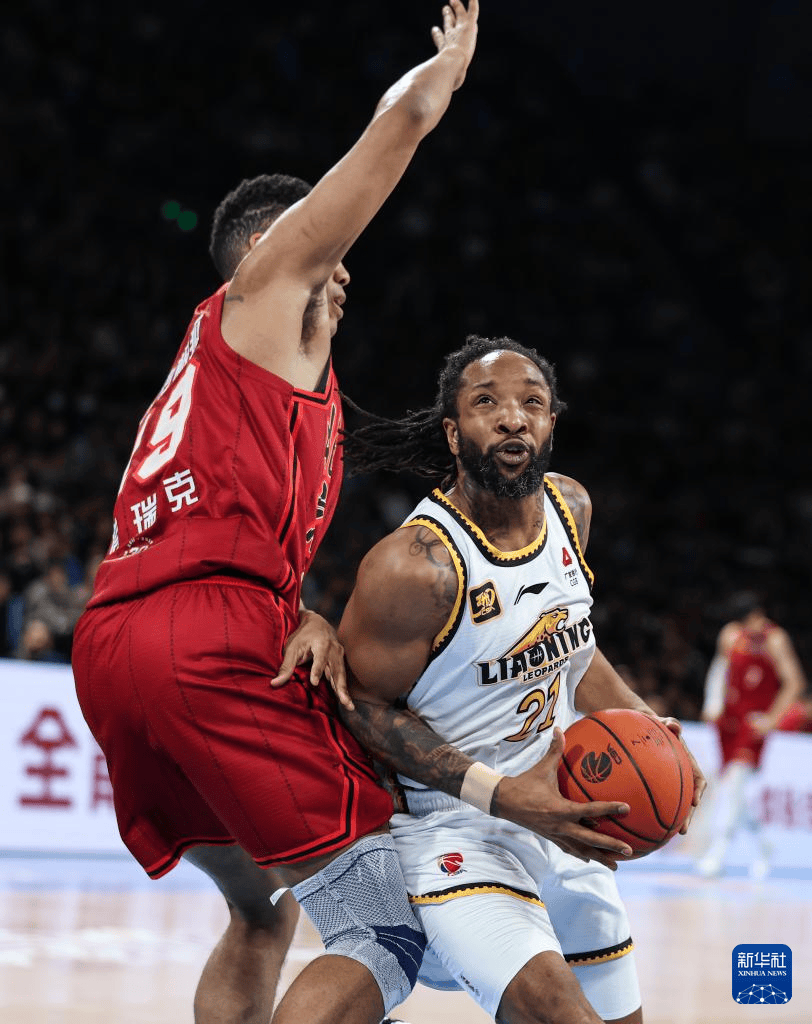 辽宁本钢大胜北京，豪取四连胜的简单介绍