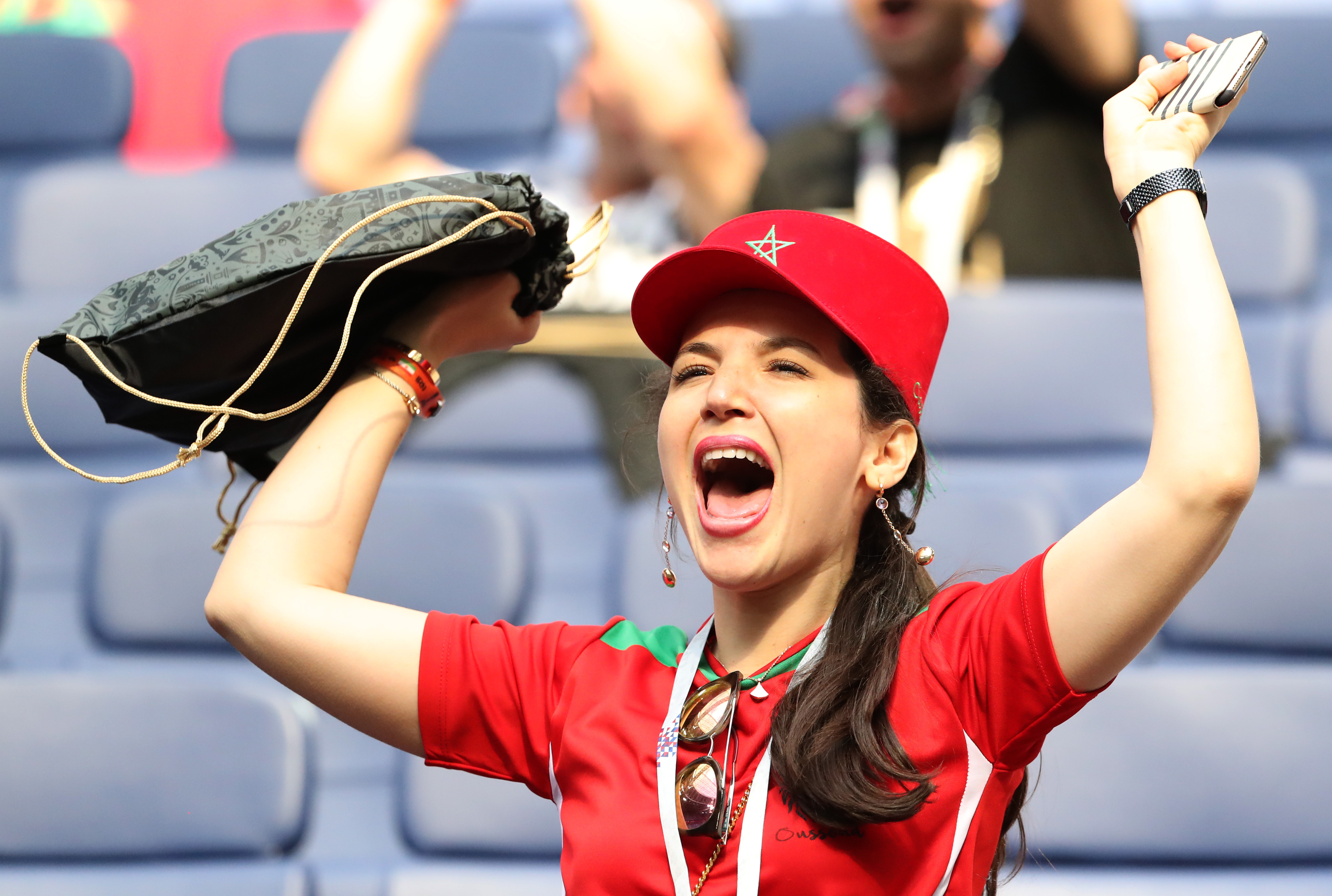 包含国际比赛精彩绝伦,球迷热情高涨的词条 包含国际比赛精彩绝伦,球迷热情高涨的词条