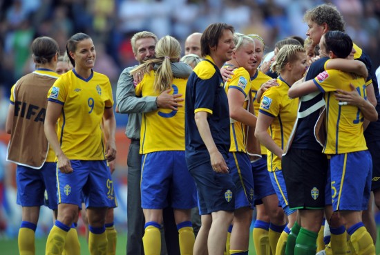 aoa体育视频-法国队在对阵瑞典队时取得胜利