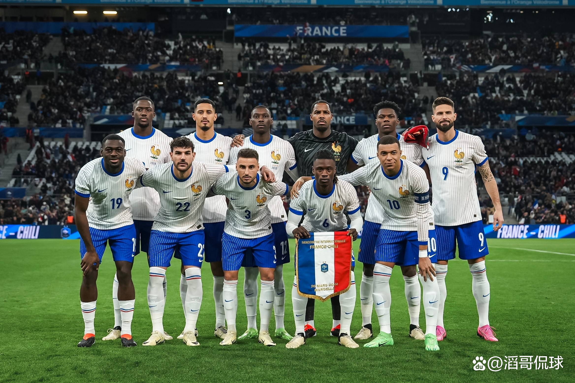 法国队在对阵瑞典队时取得胜利