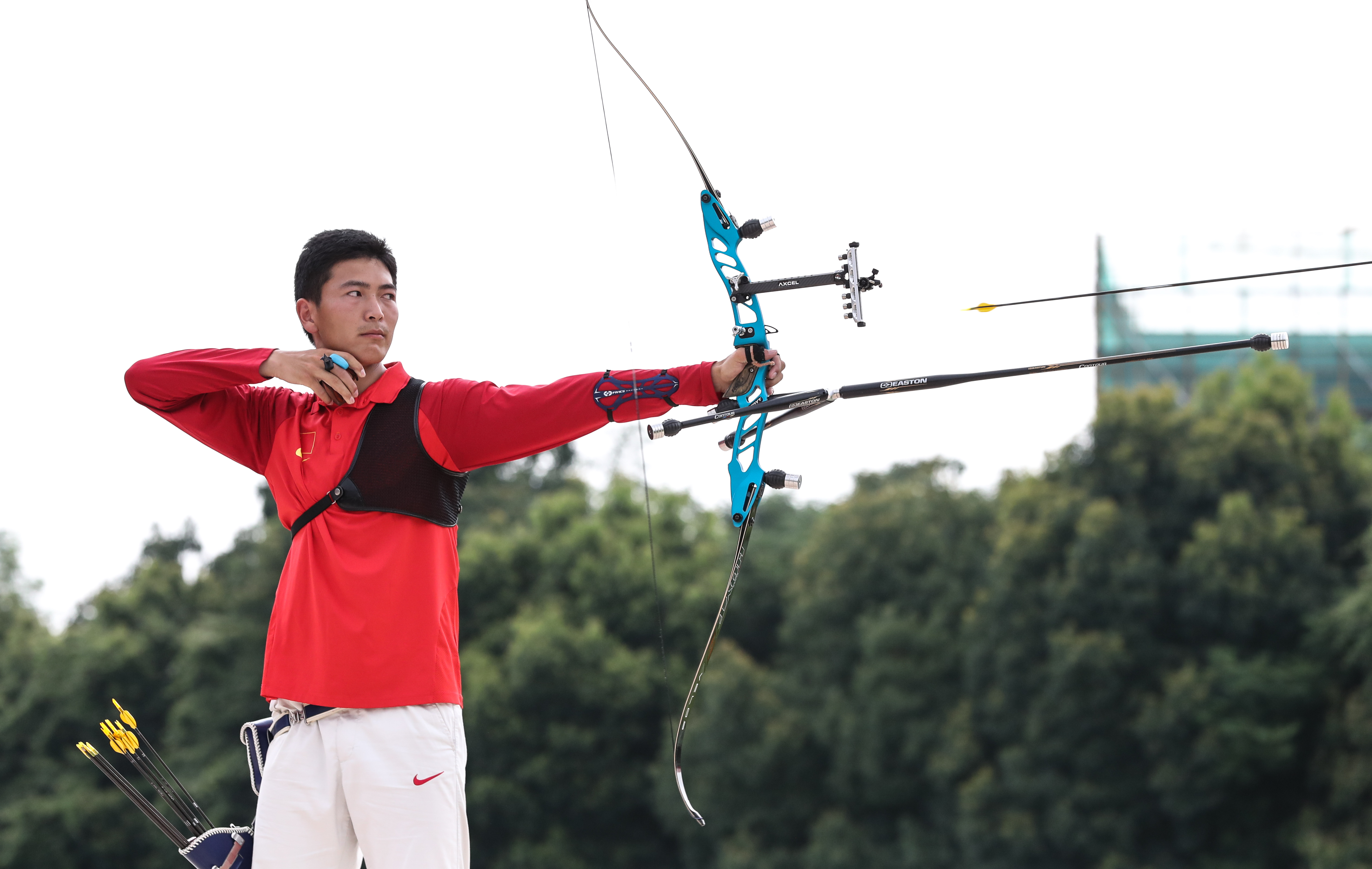 aoa体育馆-英国射箭队夺冠成功，稳住第一位置的简单介绍