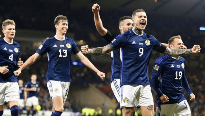 aoa体育-关于苏格兰队主帅被指责战术错误，备受争议的信息