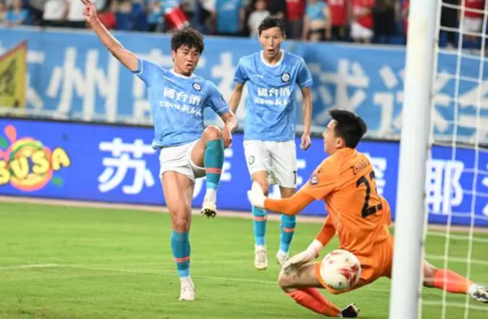 上海以稳健表现获得比赛胜利，保持不败战绩的简单介绍